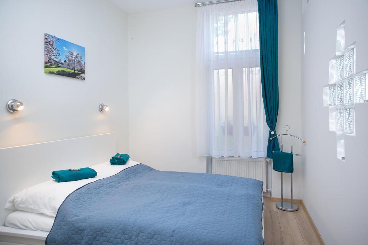 Forras Apartman Eger Buitenkant foto